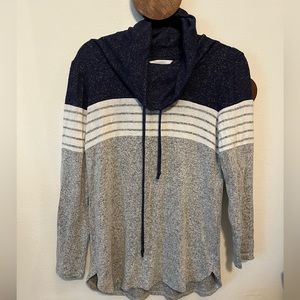 Market & Spruce - Cameron Cowl Neck Brushed Knit Top | M | Light Grey